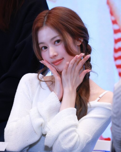  . taenggaaa 1b9559a4156a2ab24