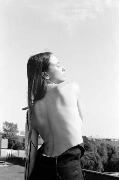 000007370004dc059dfb0a737945