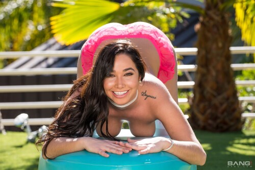 0000523f2a40fa22358e93