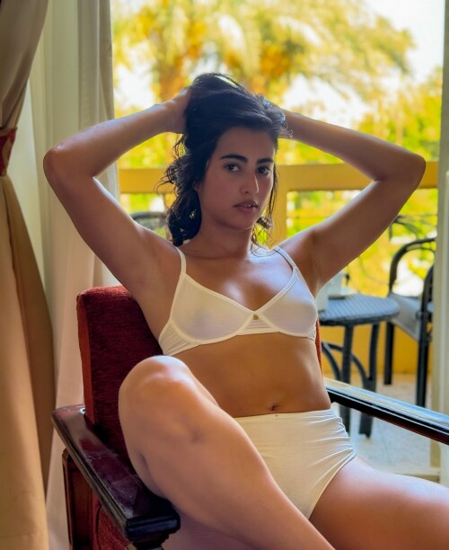 0001fff221abeae67661