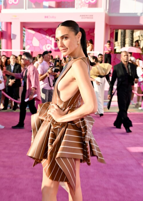 00032b243cfd7ebea8db