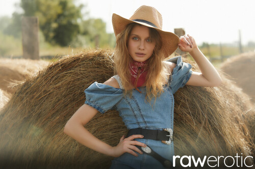 0004f588e84b1ec181c3