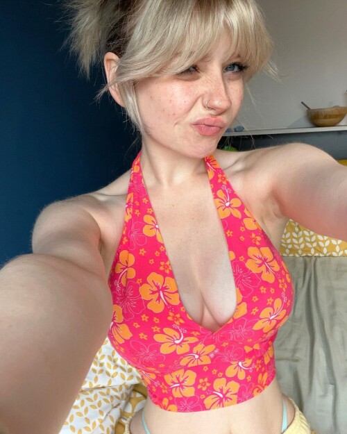 00083imgcc7581174ccb0893