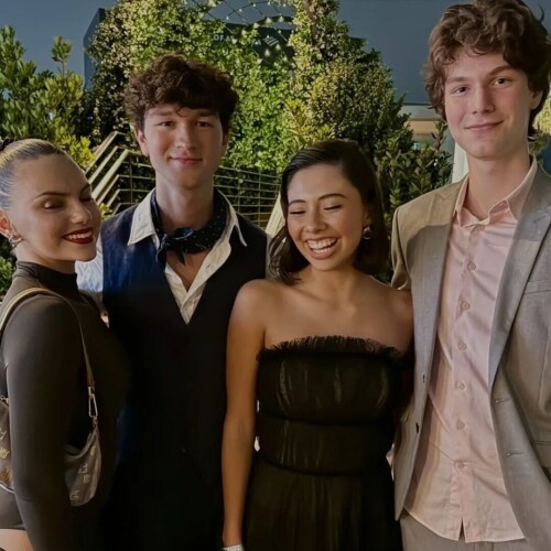 00101609982709a8177c0