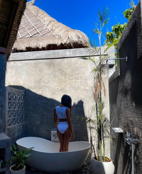 00220cf2b7b74380857f