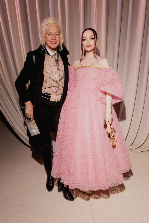 0024084653766 26 Dove 7 acd5b9fb310455b6