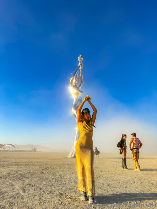 002593cbe7601dafb7c3