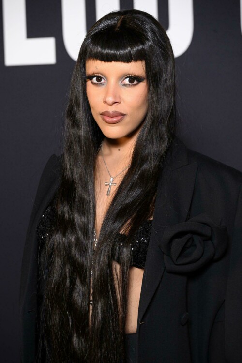 0026090307708 12 7xm.xyz819400