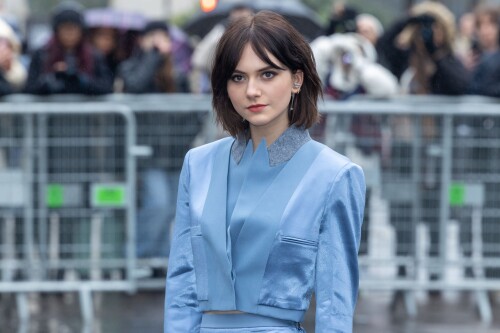 0027091404852 08 emilia 9