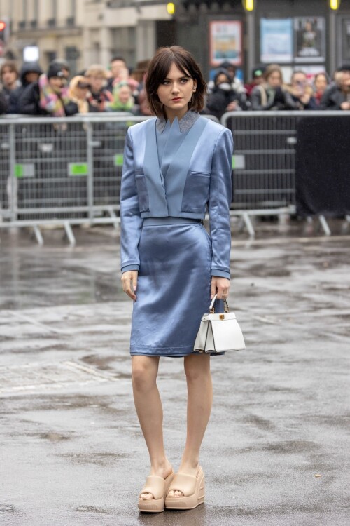 0027091404852 18 emilia2 2