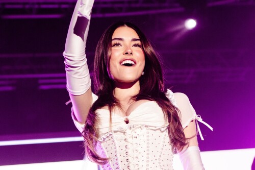 0032ee944964909b5c7e