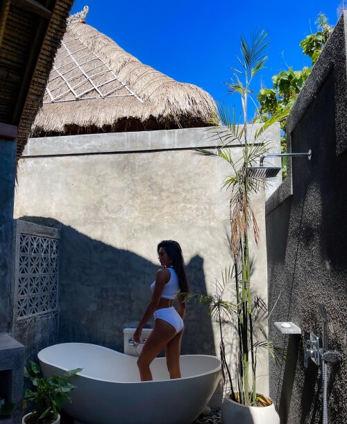 00347544e1be3e4304ed