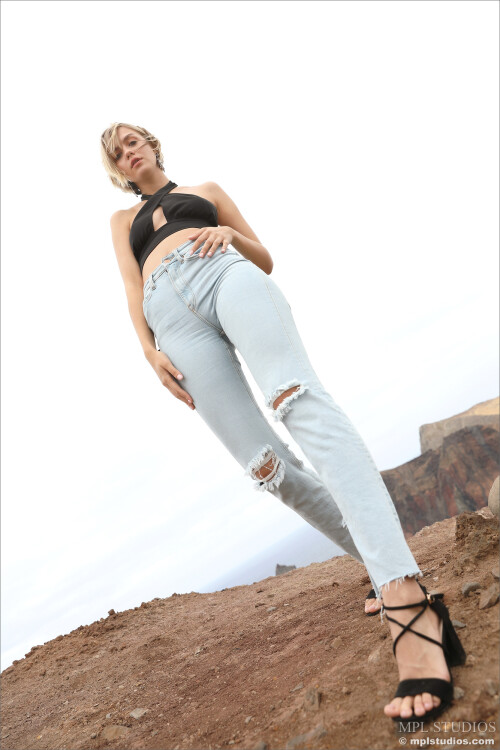 00510fd5f433f6411044