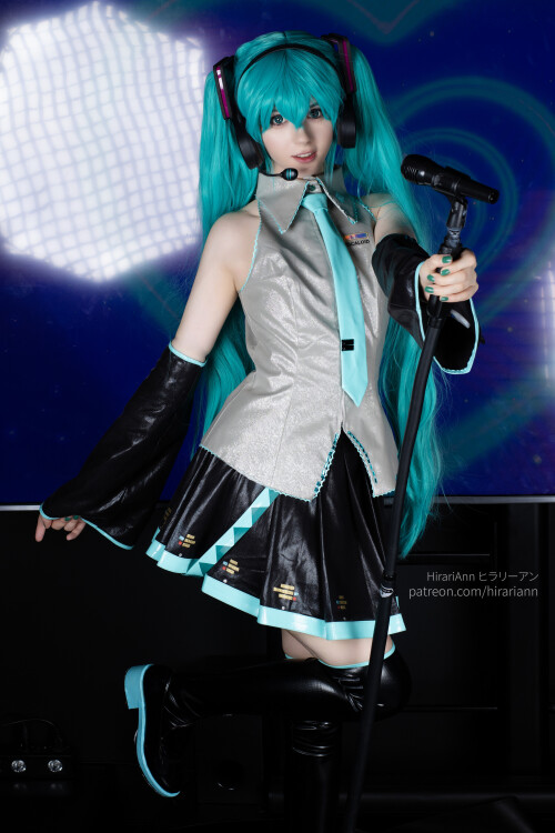 005_hatsune_miku_2024_hirariann_5ba2eb2ffc4f07f0da47283b4fc44274f.jpeg