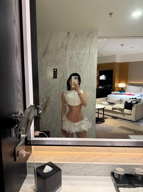 006JLz3Tgy1i07n8aobtij30u0140tfn7a7473d33720d3d4