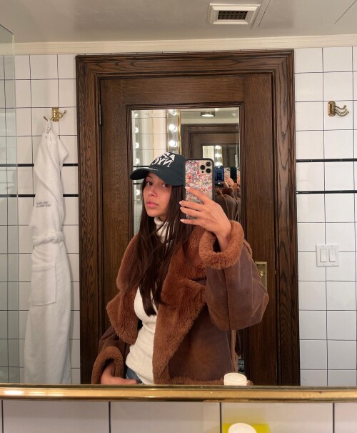 0097ff3c3ad057d36b24