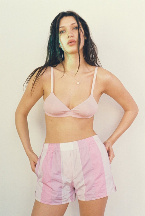 01-bellabaf4ecc0f102a662