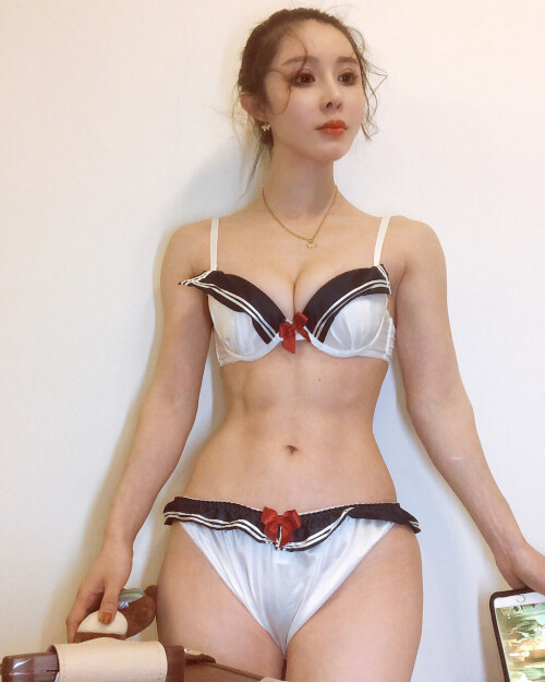 01016 1aded0df8fad794cf