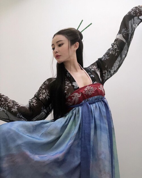 01051 1a65866606a5f6961