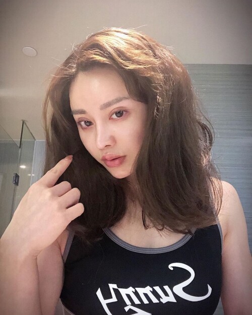 01052 9de34b1c463f6e71e