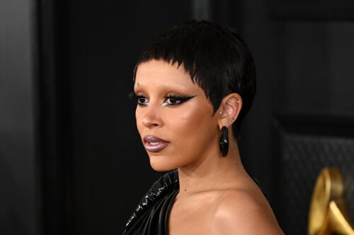 0106154901430 34 doja 35