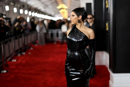 0106154901430 42 doja 43