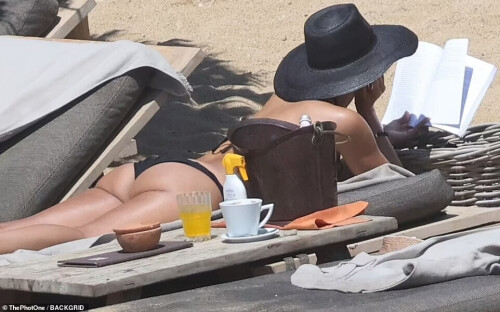 012JA Mykonosdbb0481903edf78d