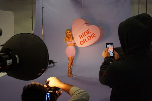 0191218256016859a5bb956