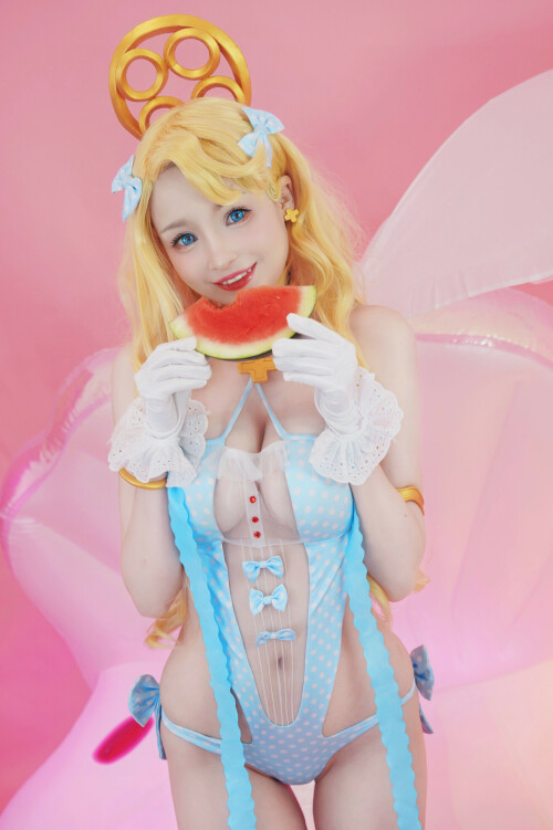 01 Emile Bertin swimsuit cosplay by Hidori Rose 02 yQ1trz2wc2314c67c168dbfa