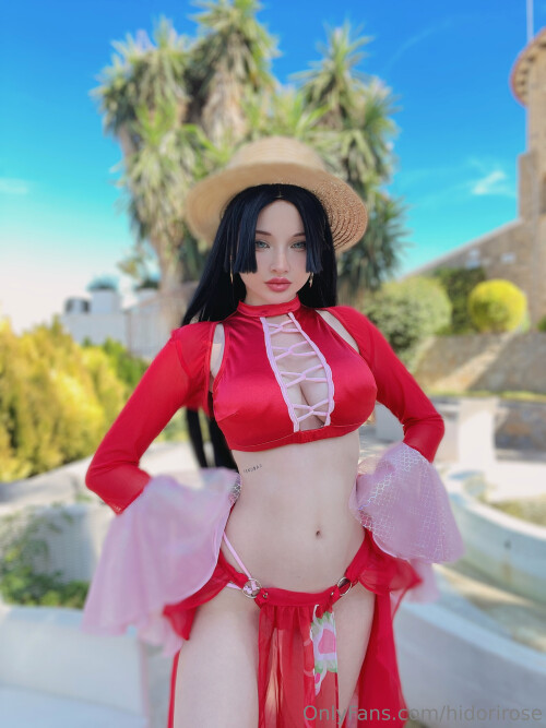 01 Hidori Rose Boa Hancock 238c5af1fb94afb1a