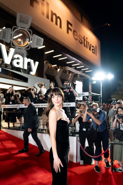 DAKOTA-JOHNSON-RECEIVES-KVIFF-PRESIDENT'S-AWARD-59TH-KARLOVY-V