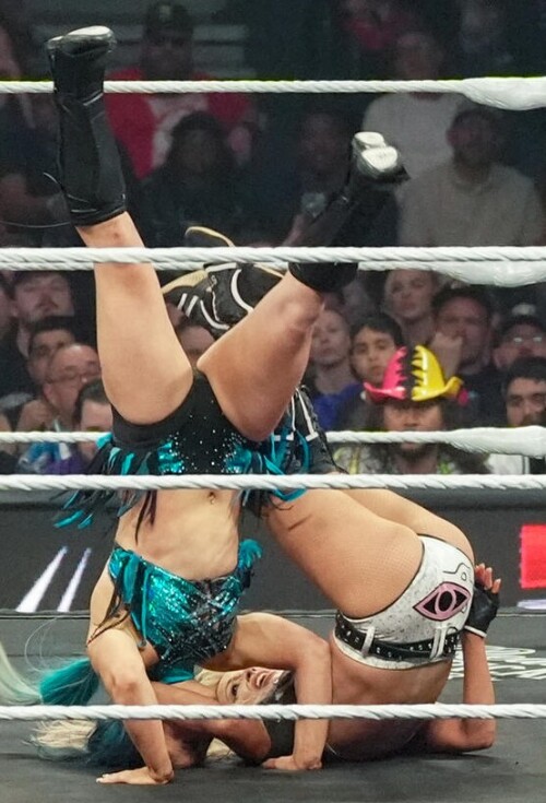 021_RAW_04212025CM_50107--c9e2541957a4e0fc296fca73f8845926122ef918f3e6a8ec