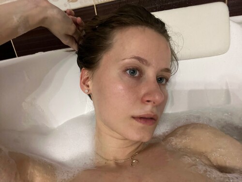 02A14696 977B 4650 9B4E B4DEF1F9C2E5