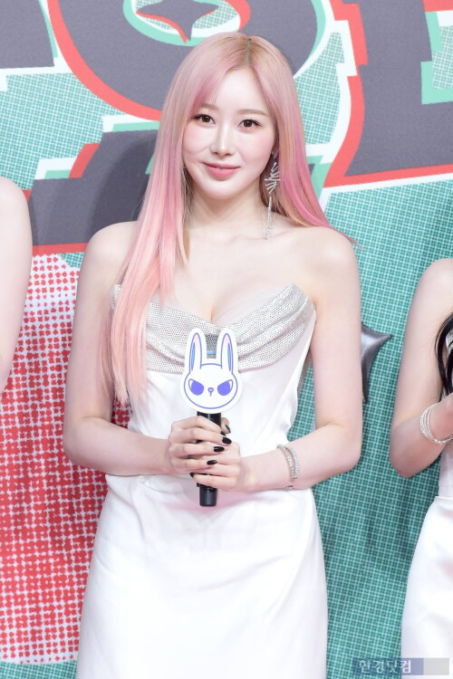 03.39032144.1c4d54a516391a241