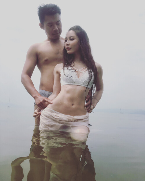 03001 64e34f51537dff6ee