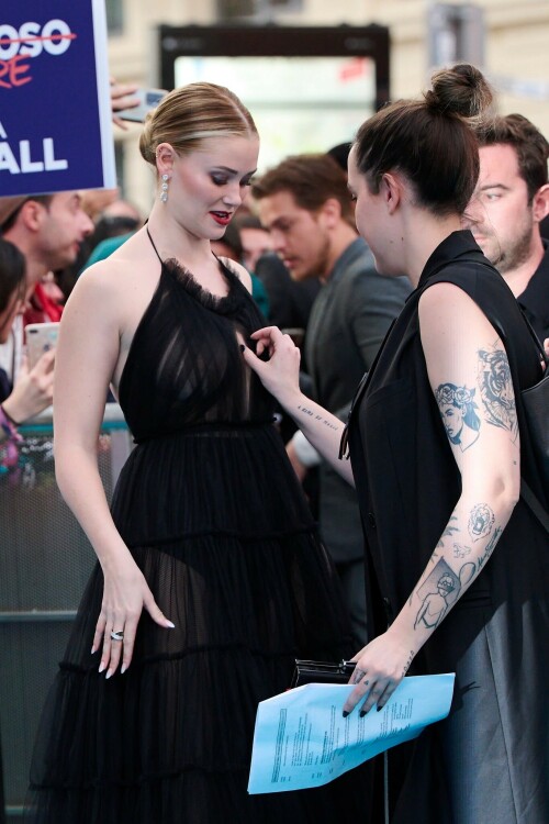 0329 BeautifulDisasterPremiereMadrid 4 