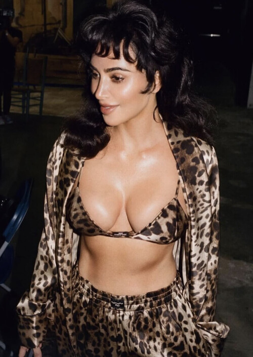 03B89716 50E4 40A1 B5BC ADFBCAE909F28d01ea2bd8048b0c