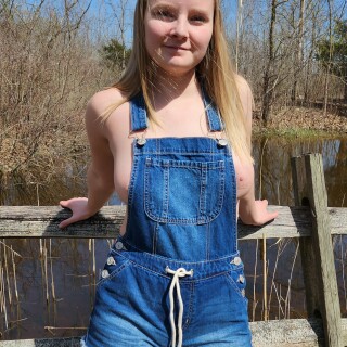 04-18-2023_2252x4000_f012e8f0c19d86c56cd0255dac7aff9a74b102c2b206865b