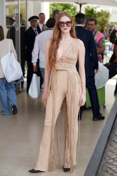 0425215250012 23 0024