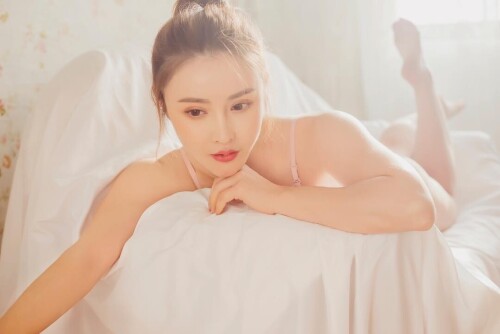 04258 12277e7fe343775aec