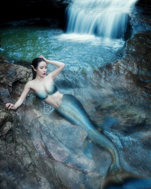 04501 27bd5aff3db3b367e