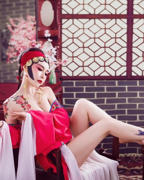 04513 12ea5ede74d8a9ce8e