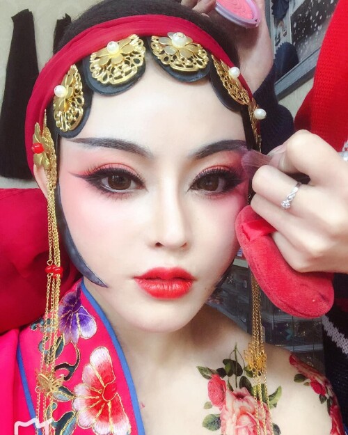 04513 13724fce4dddf8363