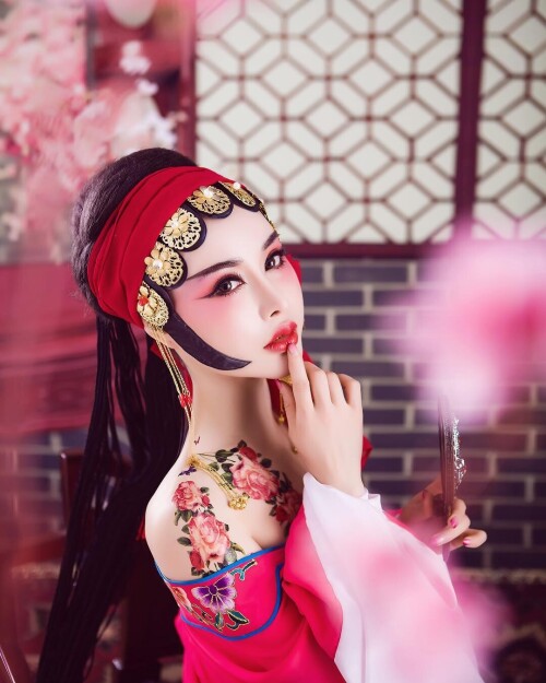 04513 15248a7c90cdfb74fe