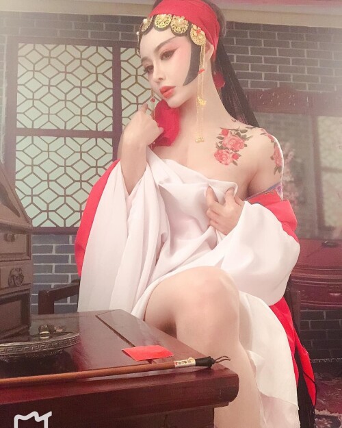 04513 5ae1d5efca3c36f09