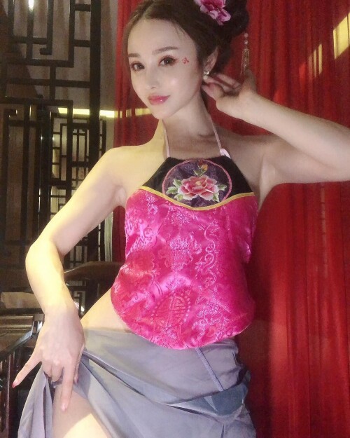 04516 1c1d4c30f390c5d9d