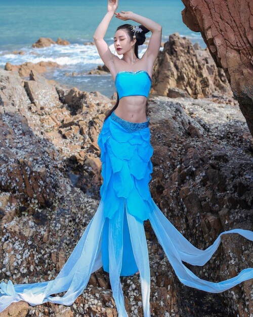 04524 13d94d521eb1adac2