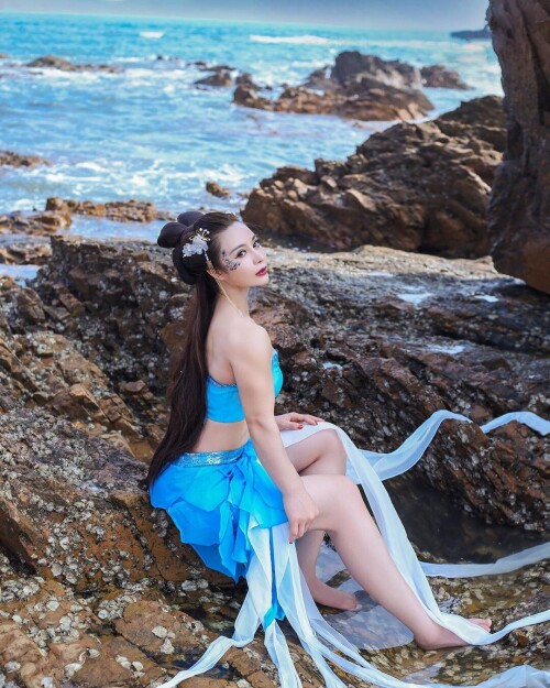 04524 711b9c6fa12548fd1