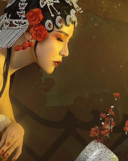 04525 69f60ae879dff6512