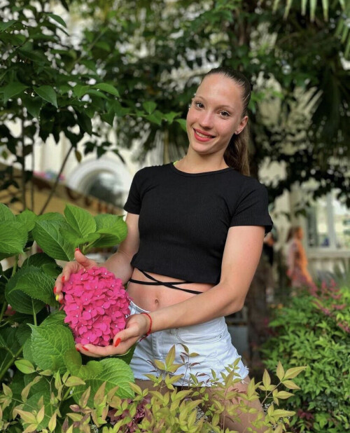 047129A9 1609 4E34 AE79 6C20D8B728E59e517cbdfb9aef34